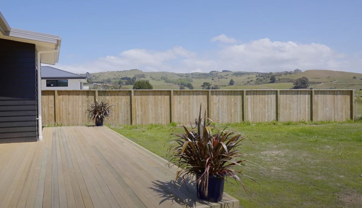 How tall can a fence be in Hamilton? Quality Fencing Hamilton